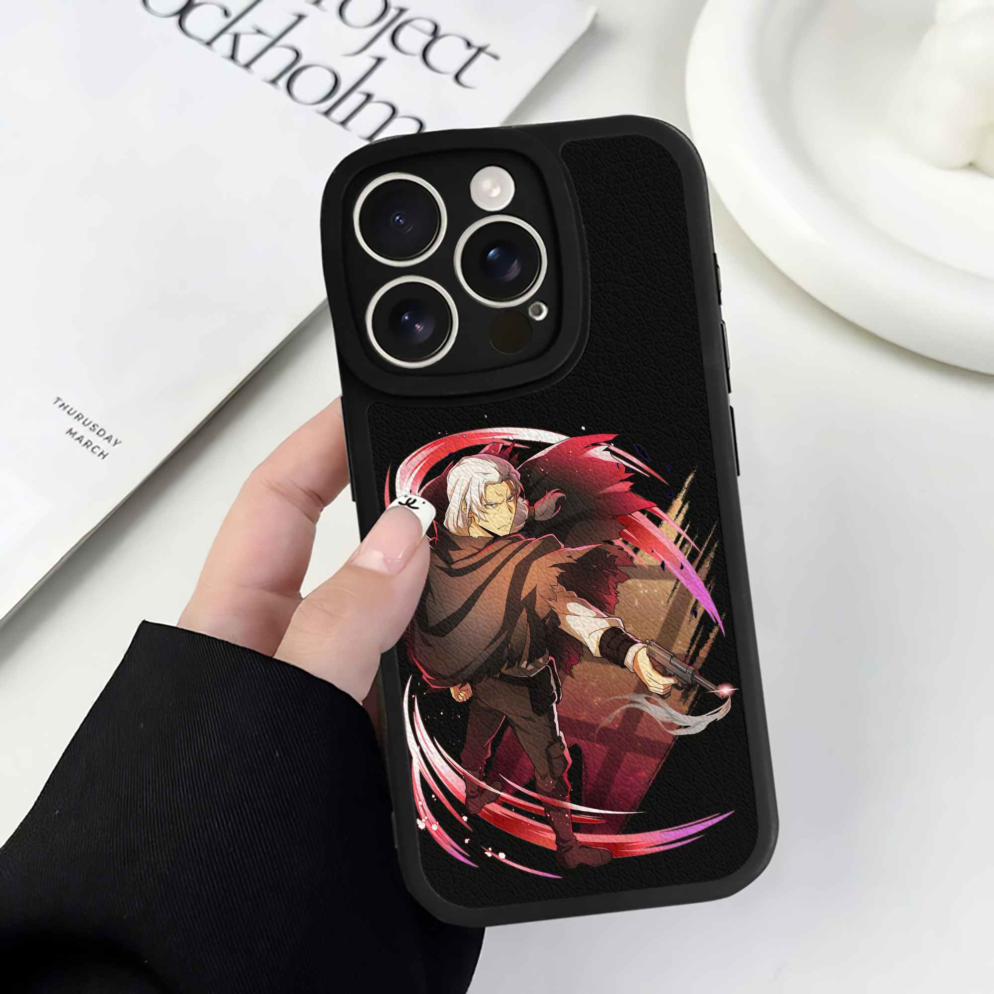 （画像用） 文豪ストレイドッグス Bungo Stray Dogs 【iPhone 16シリーズ対応】シリコンスマホケース（レザー調） 材質：シリコン